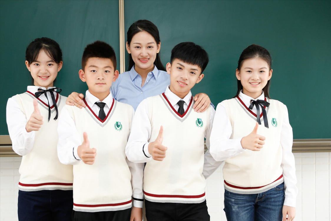 上公立学校和私立学校的学生，长大后差距很大，家长：确实如此