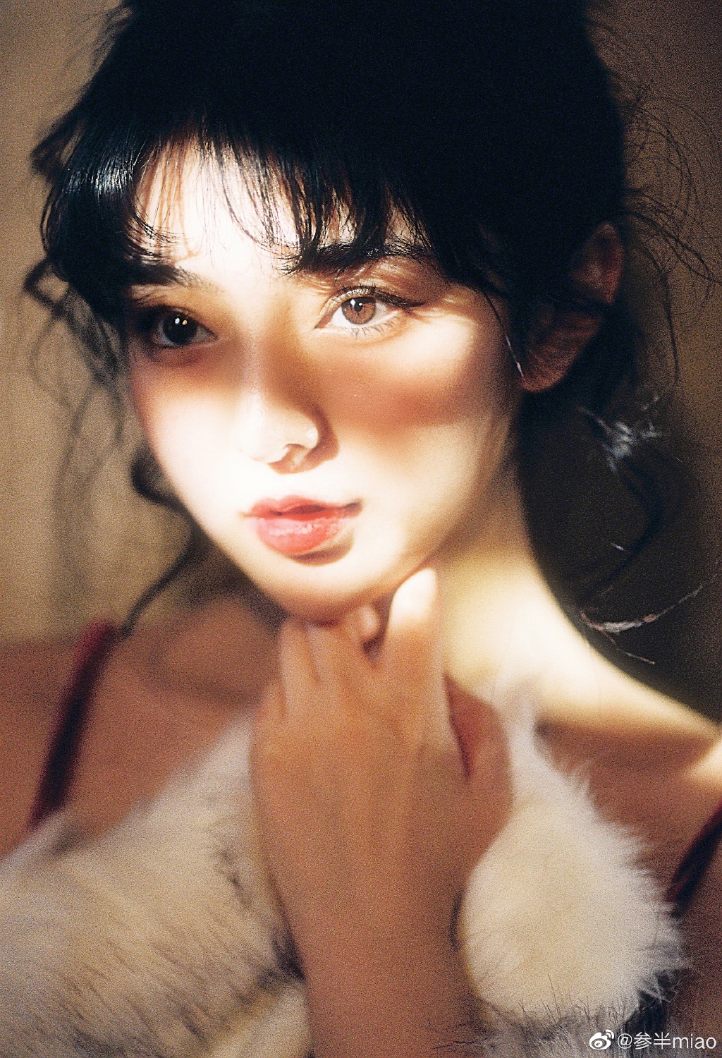 神颜美少女自称海淀范冰冰，出轨都说得这么硬气？半藏森林2.0吧