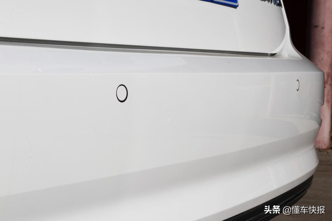 务实派与运动派，大众朗逸对比雪佛兰科鲁泽