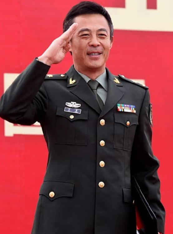 最像军人的7位男演员,一身正气不说,演技还顶呱呱