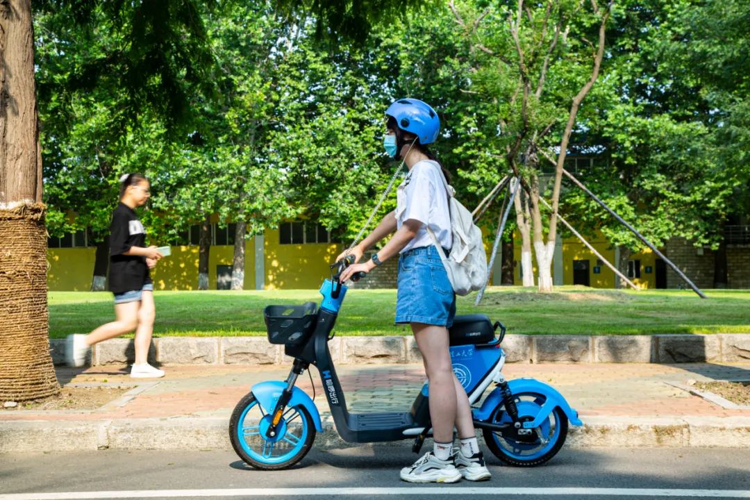 大工“小蓝”来了