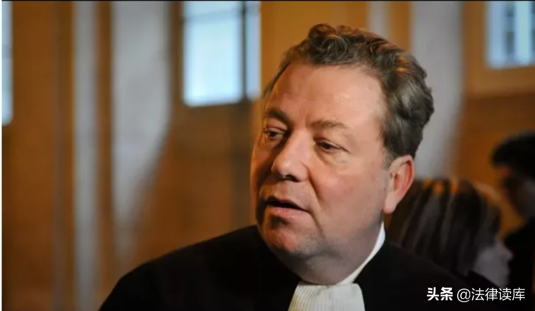 律师可以批评检察官和法官吗？