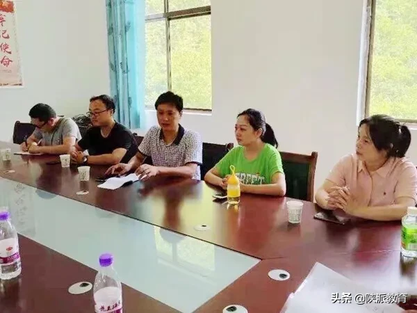 安康市汉滨小学党支部走进大沟河村开展脱贫攻坚结对帮扶工作