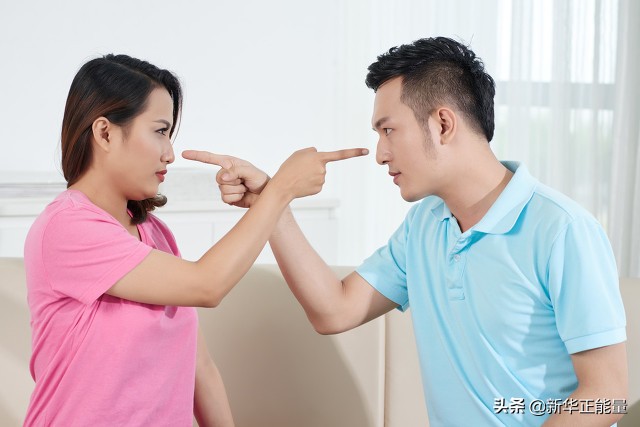 你的子女也看在眼里,留存在心里,他们也会以你们为榜样,贤惠孝顺,尊重