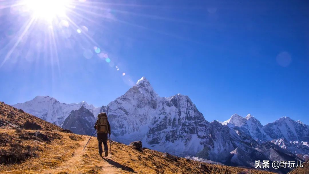 足球袜和普通的袜子有什么区别(跑步袜、滑雪袜、登山袜，各类户外袜子，你知道怎么选购吗？)