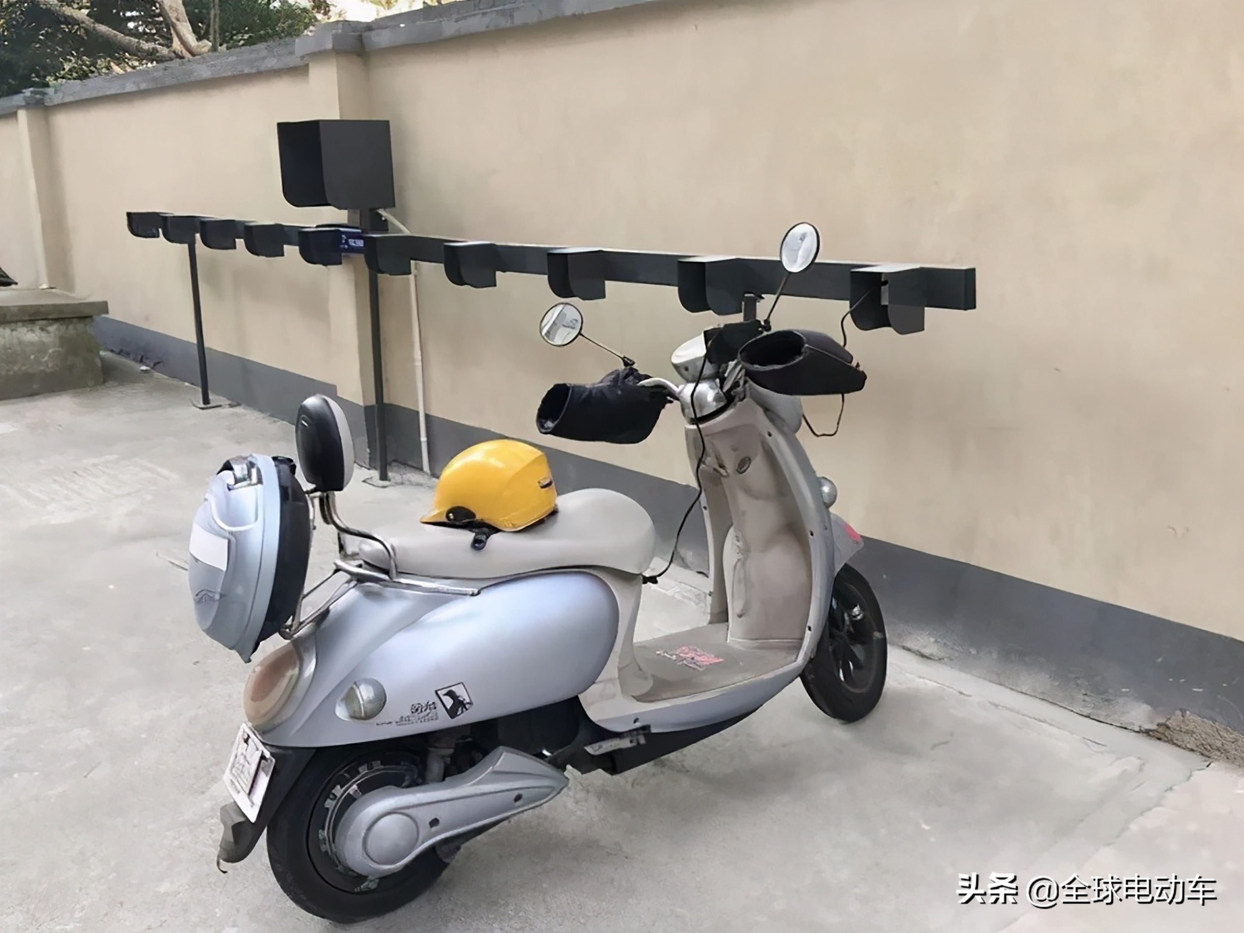 终于搞明白！电动车“每天充电”和“用完才充”，哪个更伤电池