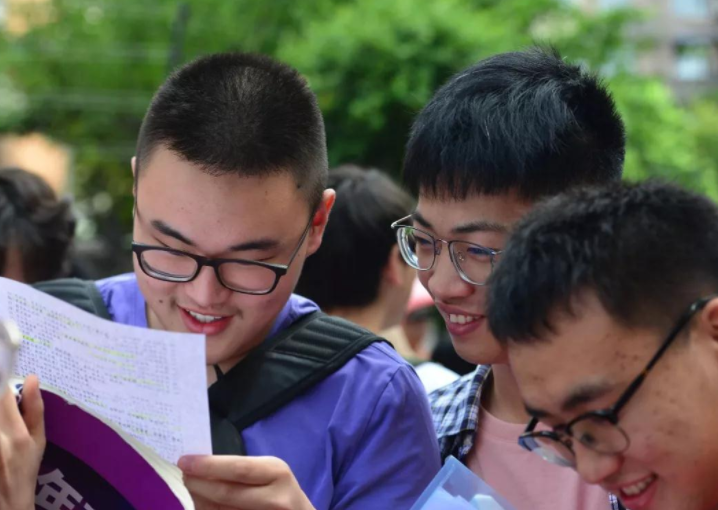 海关学院（上海很神秘的二本大学）