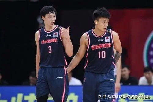 胡明轩为什么能打cba(汲汲无名的胡明轩为什么能够吸引NBA球探的注意，受邀试训？)