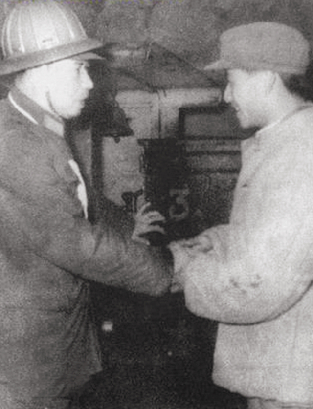 吴克华：开国中将，塔山名将，曾五任司令员，亲家是副国级