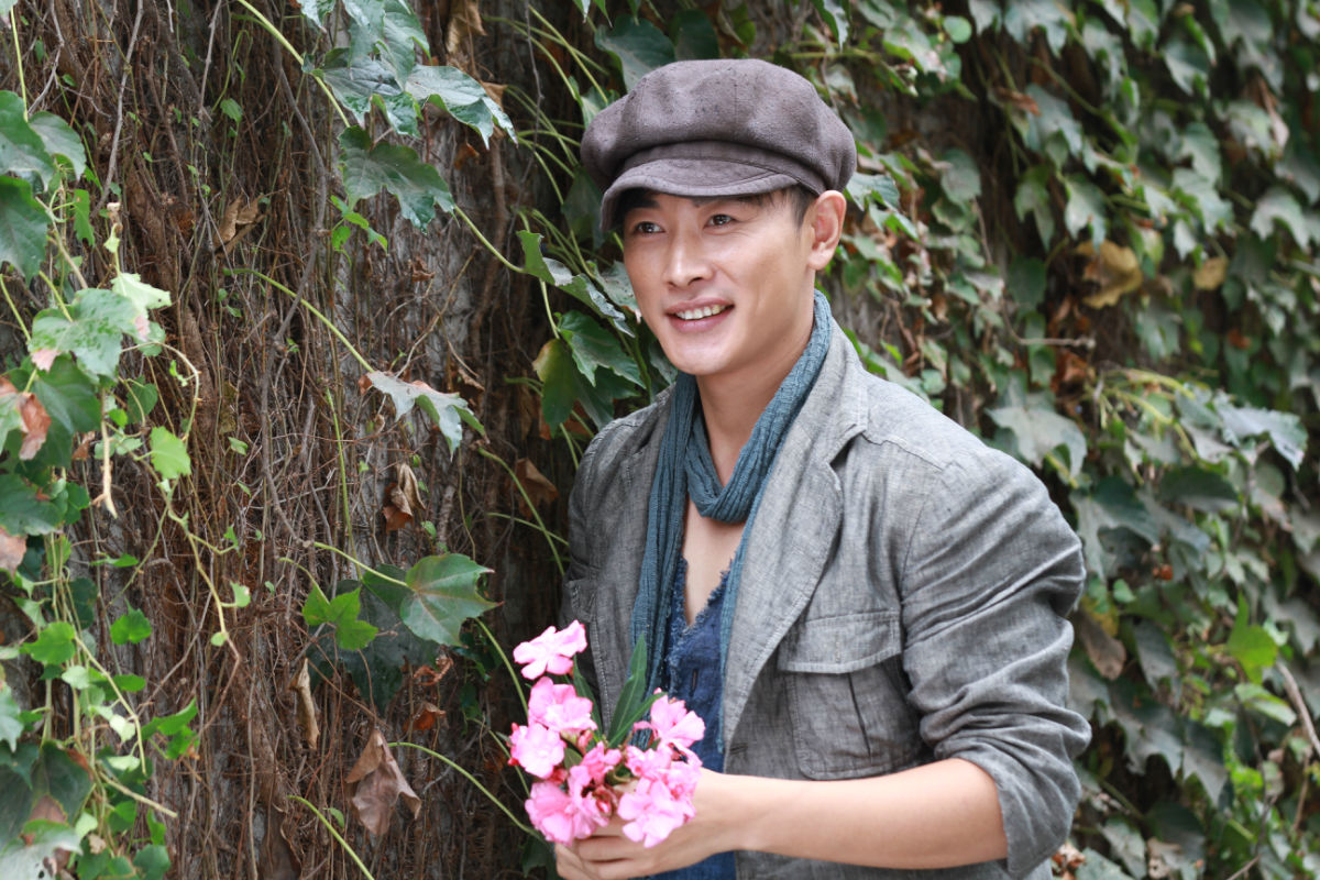 我可能是最后一个写《鹤唳华亭》的影评人，是该正视罗晋的演技了