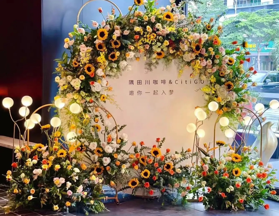 肖战话剧花墙内卷，星座云醒目，双花墙真奢侈，新成员c位未现身