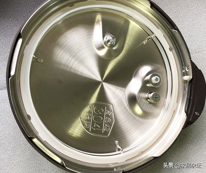 不锈钢餐具上印有DUS304，一定要当心！304和316不锈钢选哪种？