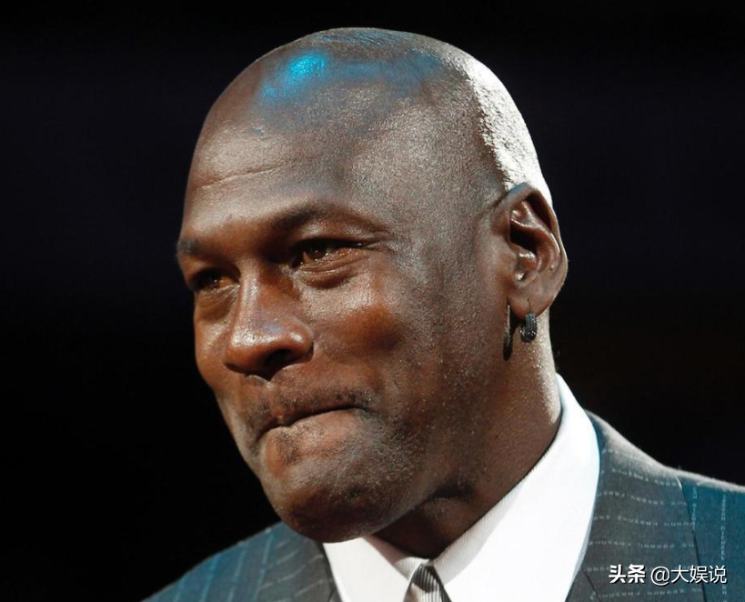 为什么nba影响力这么多(为何NBA历史长河中这么多伟大的巨星，只有乔丹被奉为篮球之神)