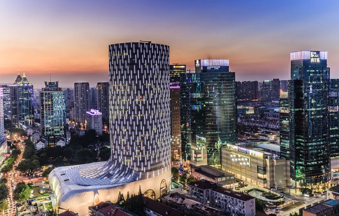 陆家嘴禧玥酒店(带你了解魔都桃花源禧玥酒店)