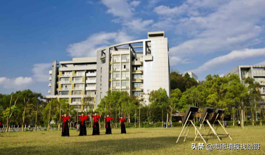 唯一不带师范2字的部属师范大学，考上后很好就业，社会认可度高