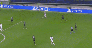 阿贾克斯22号球员是谁（采不完的金矿！首秀63分钟4球比肩范巴斯滕，黑店贾府新神锋上线）