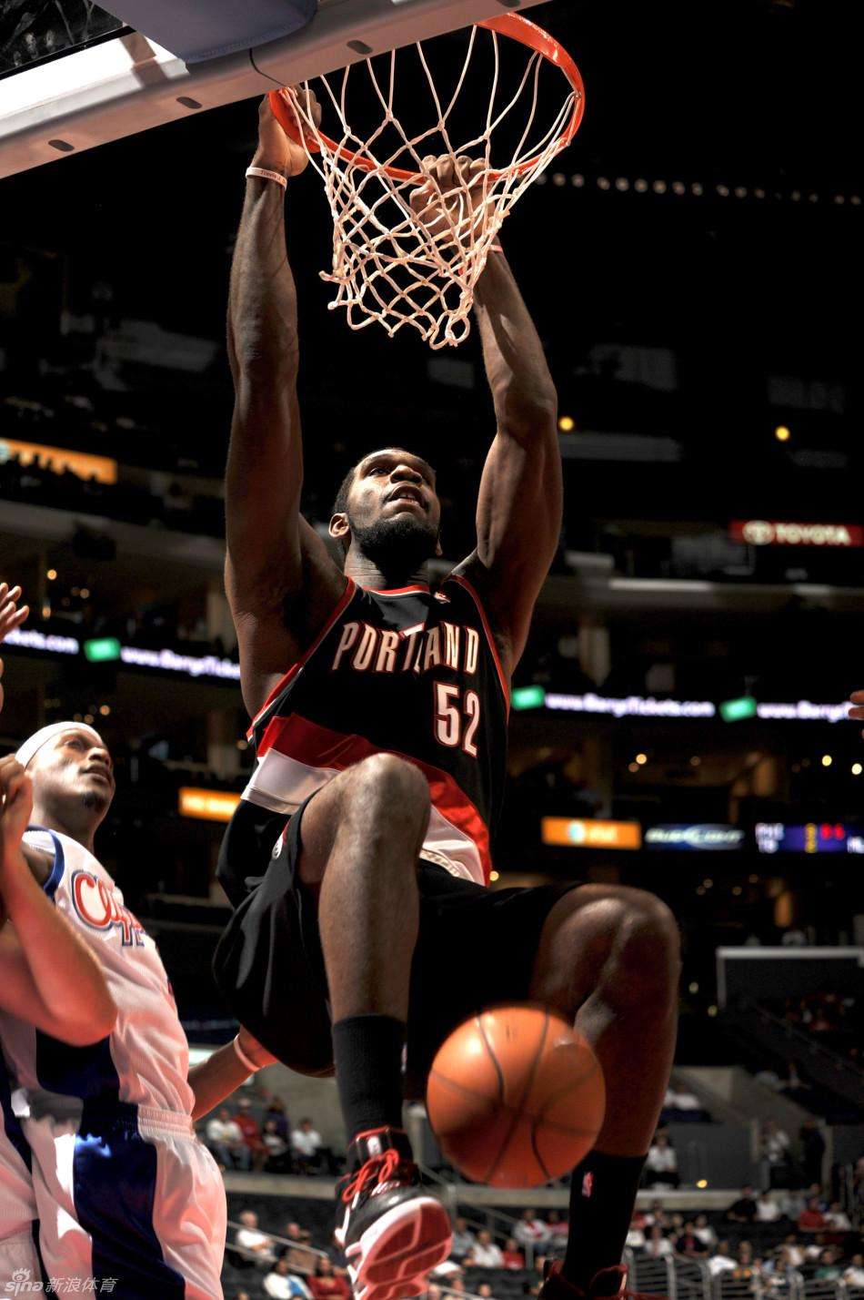 nba奥登为什么叫大帝(奥登当年被称大帝，天赋比杜兰特还高，如今两人境遇天壤之别)