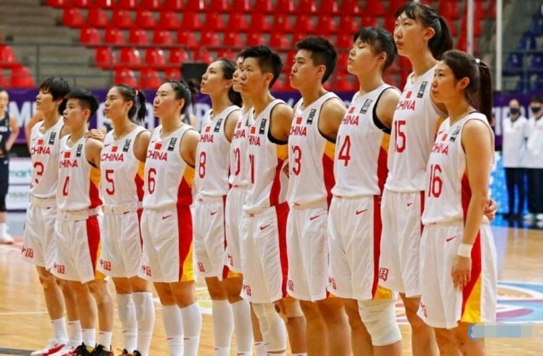 cba为什么没有女篮（李梦为何缺战亚洲杯？媒体爆料真实原因，睢冉贪婪耽误女篮夺冠）-趣拿体育