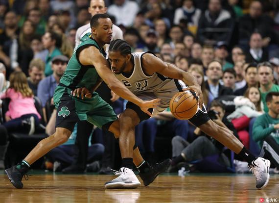 nba为什么不投擦板球(老派纯粹的篮球——浅析NBA地板流)