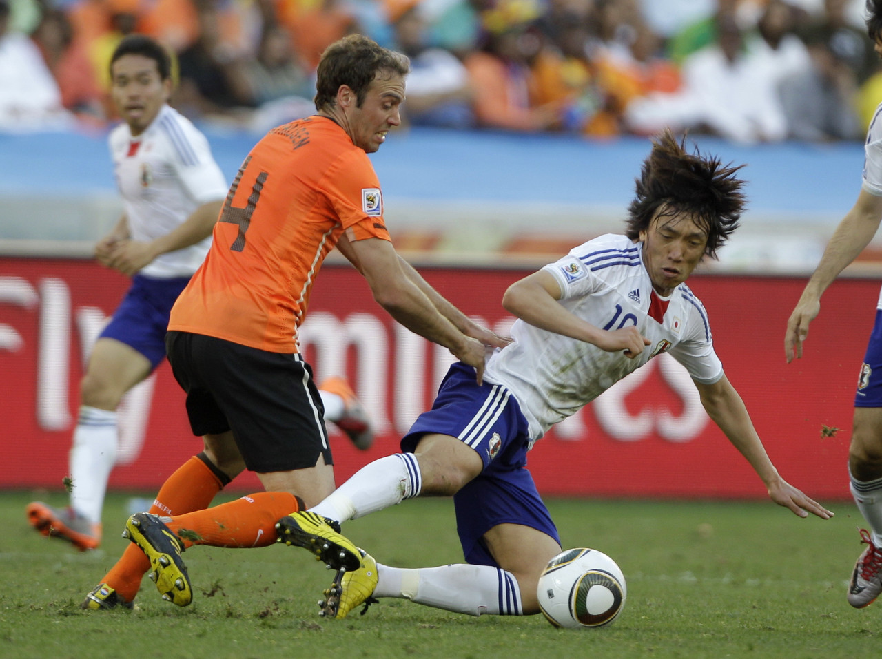 南非世界杯日本队阵容（「足坛掌故」中村俊辅-低调奢华的亚洲“妖刀”）