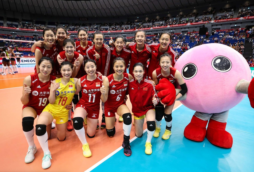 排球世界杯四连胜（冠军相十足！女排世界杯豪取四连胜，朱婷状态火热一人成秘密武器）