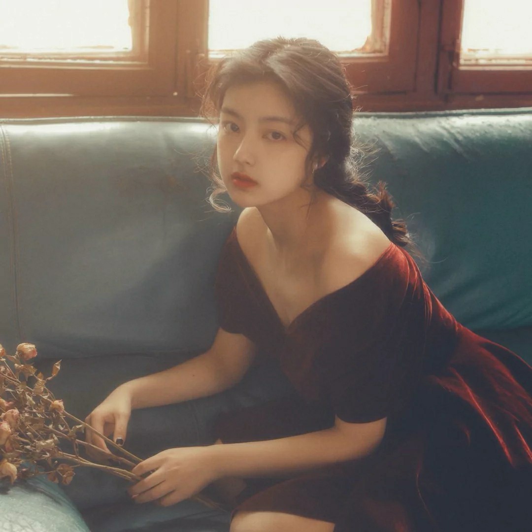 头像(十):港风少女头像