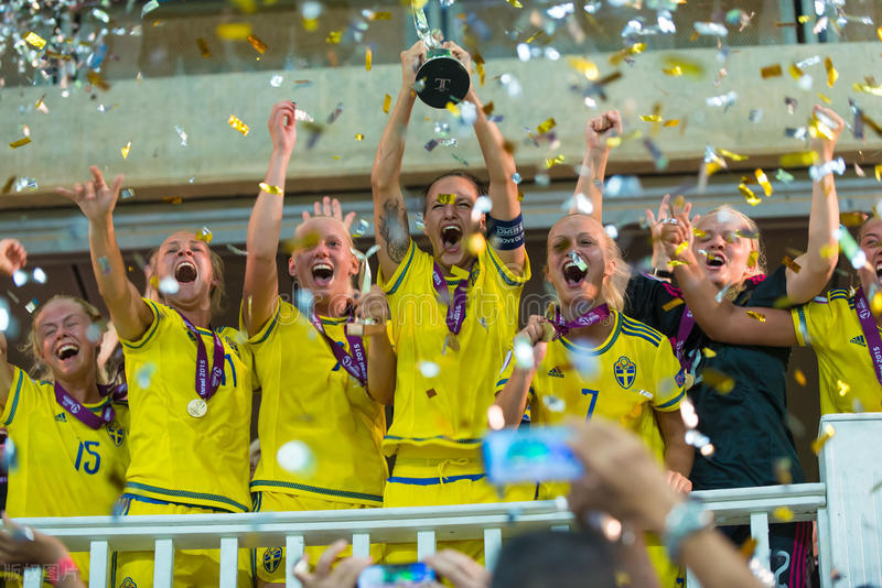 乌克兰vs瑞典比赛直播(周二044「欧洲杯」：瑞典VS乌克兰)