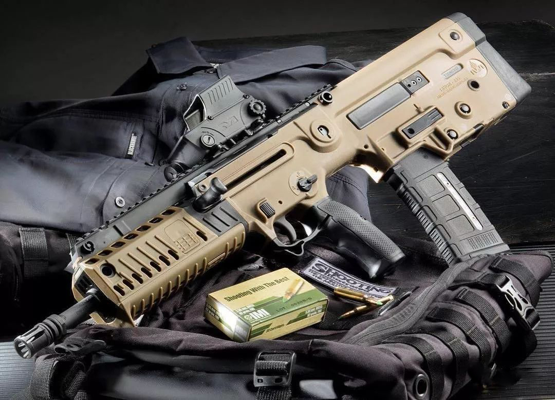 的型号,性能要比tar-21更强,而且设计时也考虑到了cqb作战和乘车作战