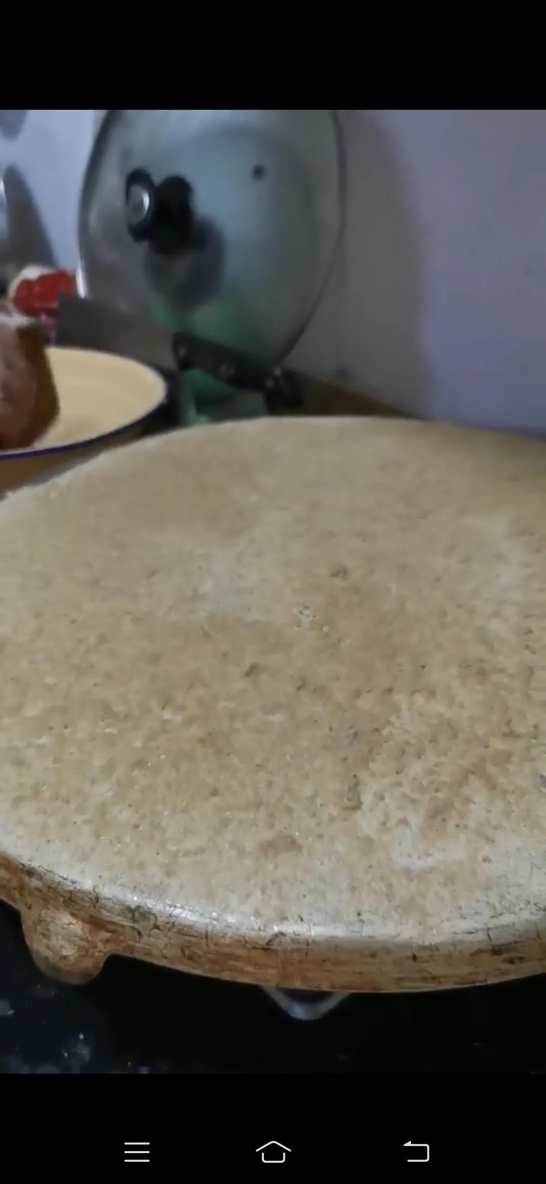 红薯粉煎饼好烙好吃是有秘诀的