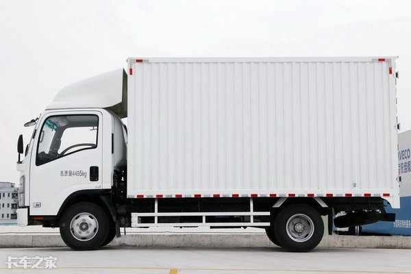 庆铃 五十铃kv100 单排厢式轻卡 蚌埠直降0.5万元