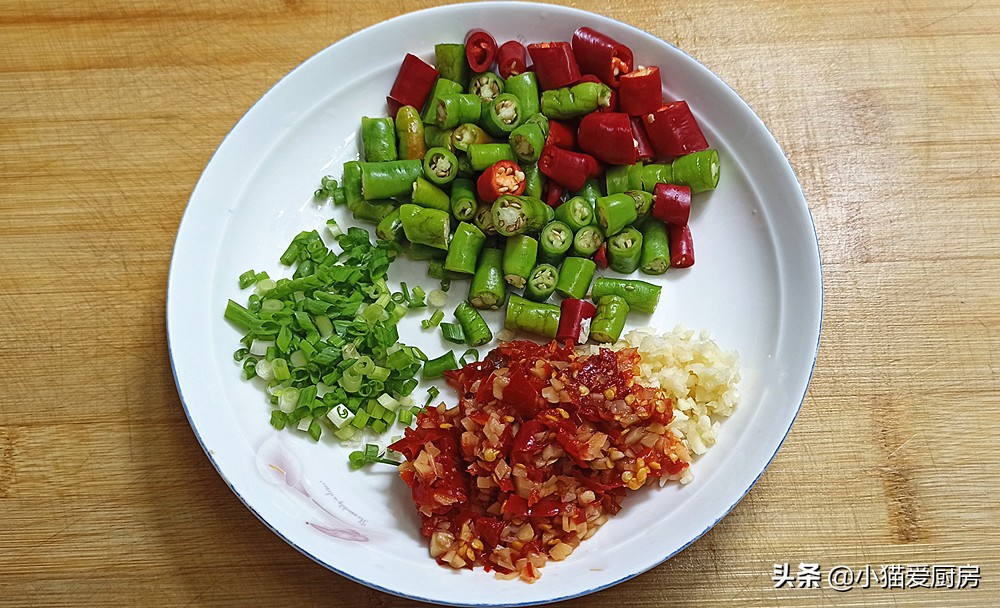 教你烧茄子好吃的做法，外酥里嫩酸甜香辣，大人和孩子都喜欢