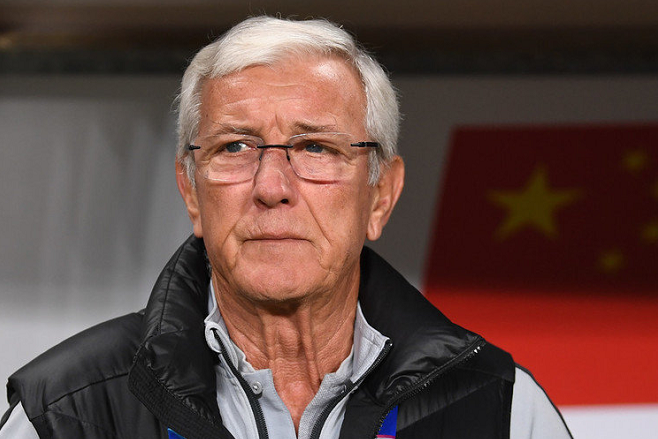 球员抵达广州心情不错（里皮归来！123天后返回广州心情不错，恒大球迷热情接机）