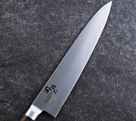 日本菜刀推薦：關(guān)孫六、藤次郎該怎么選？8大日本三德刀一次介紹