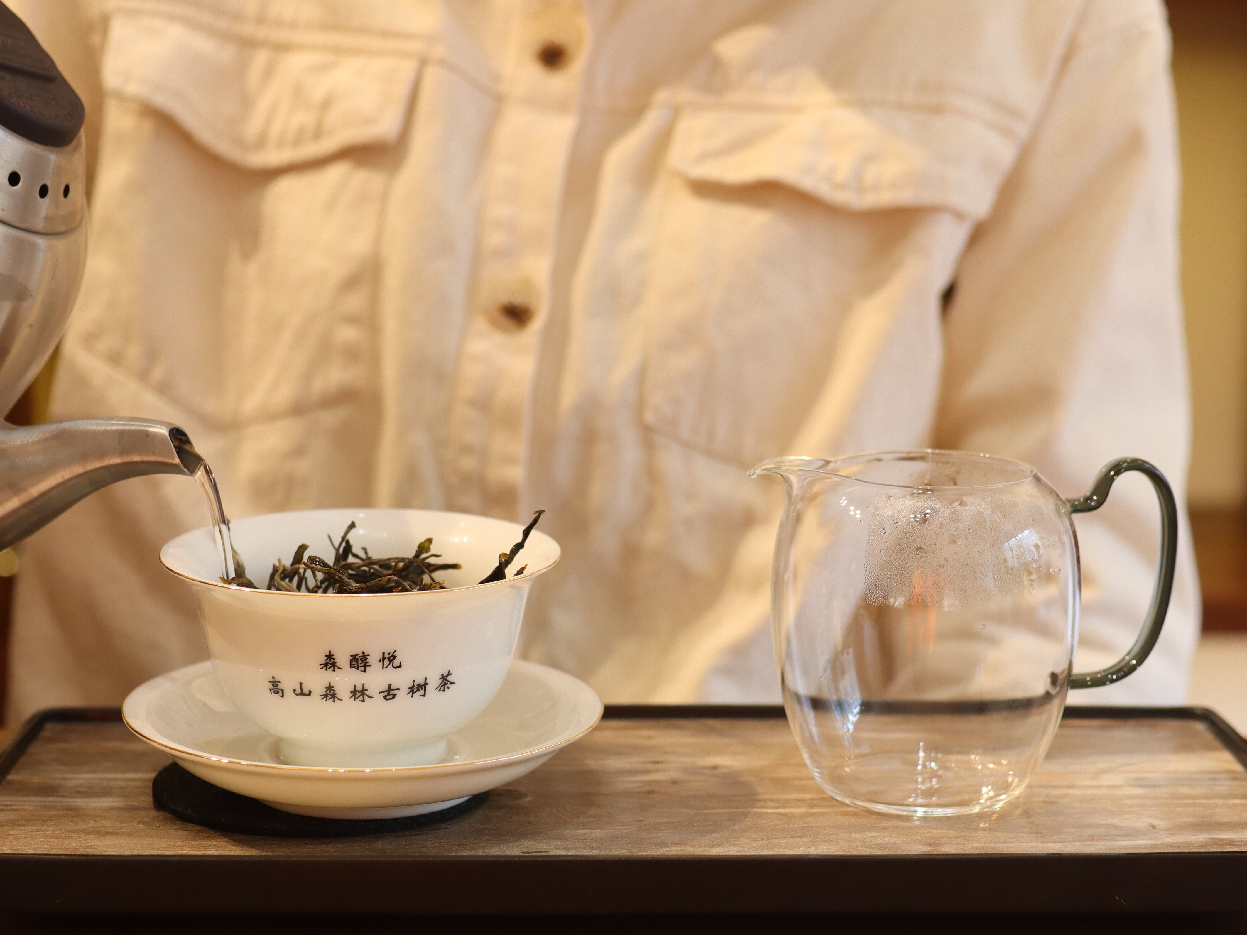 普洱茶撬开直接喝？冲泡前加上这2招，让茶叶更好喝
