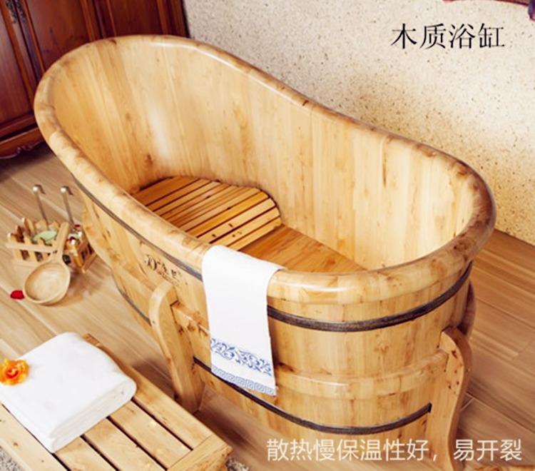 如何选购合适的浴缸？光看尺寸可不行，这些因素太重要