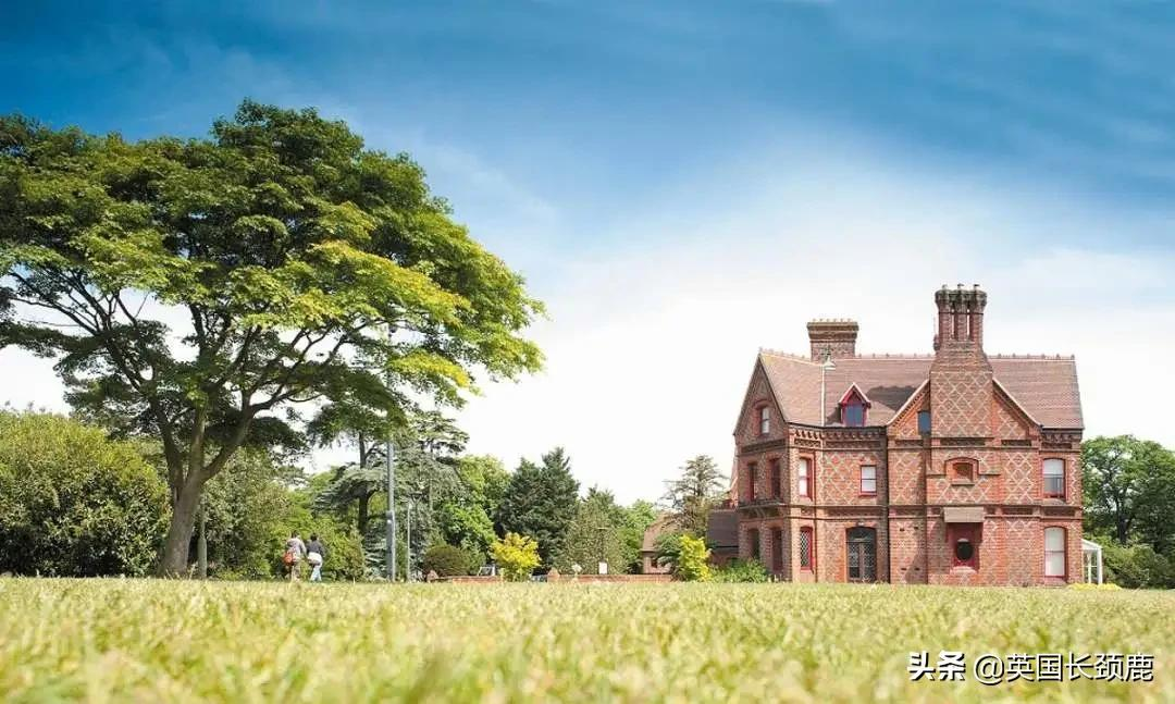 70所英国大学秋季开学安排汇总！多校公布最晚抵校时间