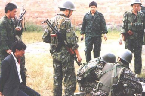 1992年“平远事件”有多震撼？3000武警荷枪实弹，美国以为要打仗