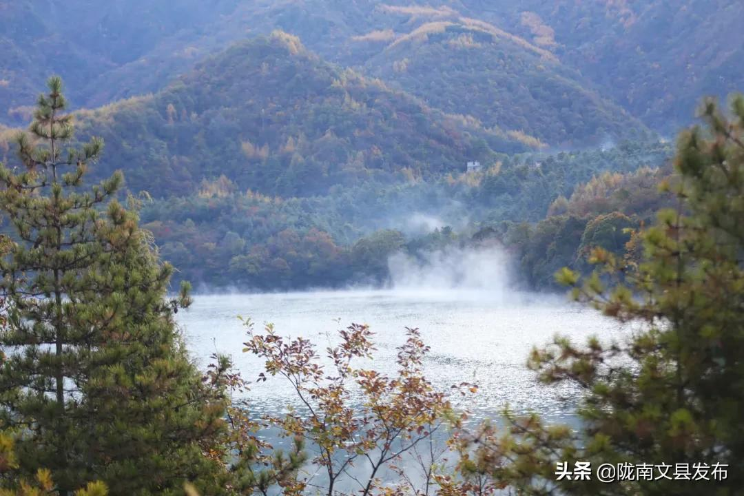 国庆去哪好？文县天池满足你对秋天的所有幻想！