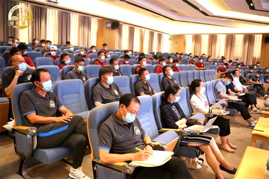 U19青年队全体人员参加本次会议（河南建业开展“文化学习月”，出台“六倡导六重罚”队规队纪）