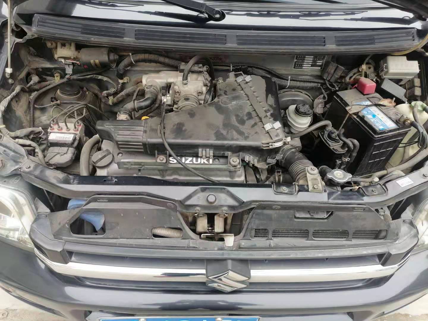 北斗星全车喷漆多少钱(发动机启动时发出) - 价格百科