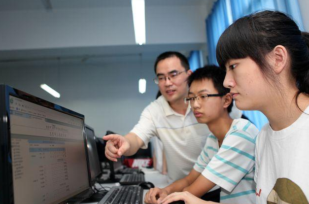 国家部门的4所专科学校，300多分就能被录取，好就业发展也不错