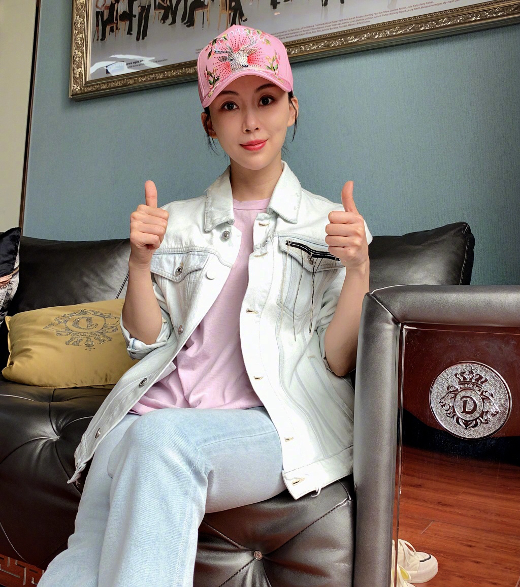 潘晓婷在台球界什么地位（潘晓婷：体坛女神潘晓婷，98年首冠，07年封后，十年打造天后之路）