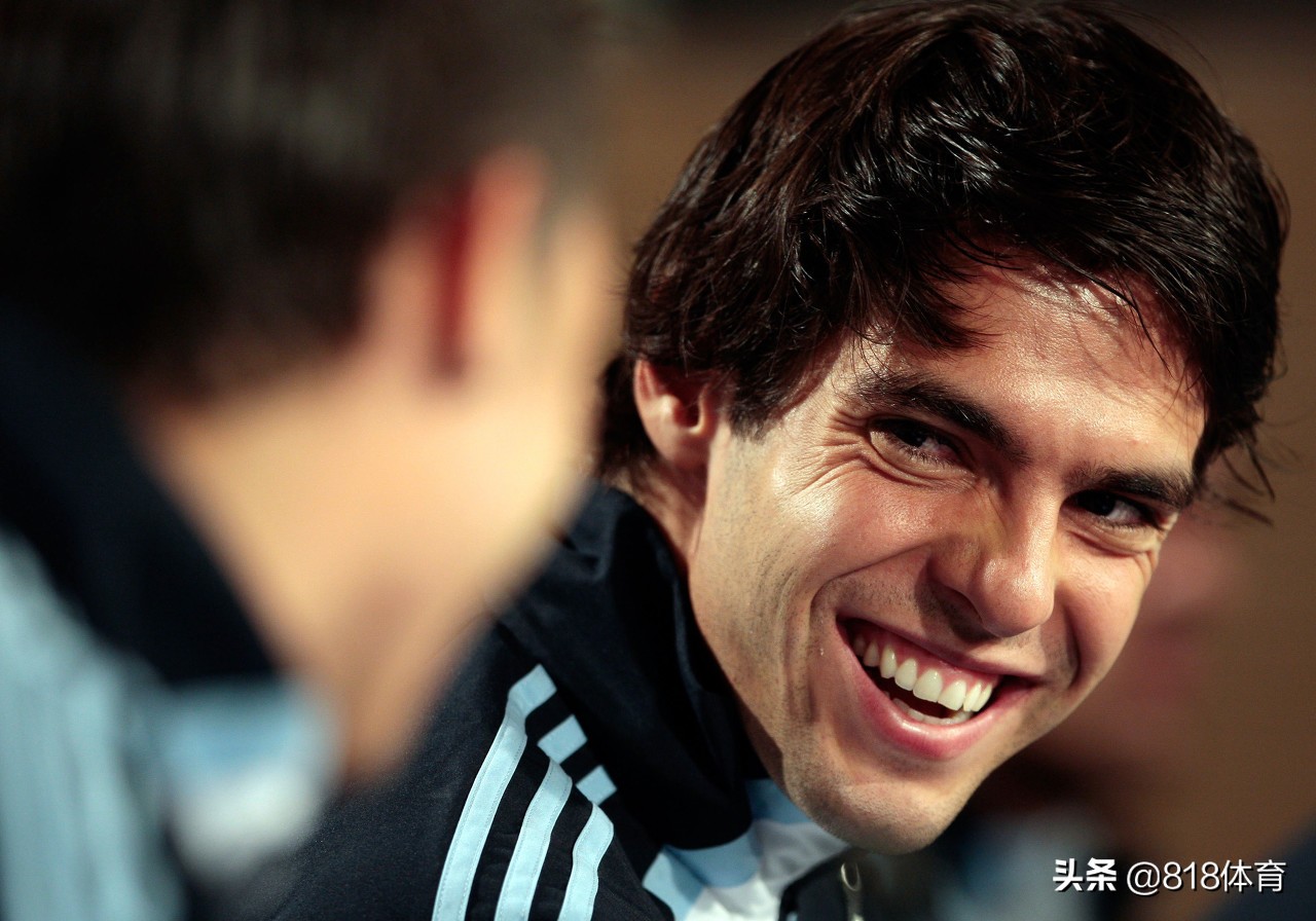 梅西是纯粹的天才(卡卡:梅西是一个纯粹的天才 c罗则是一部追求胜利的