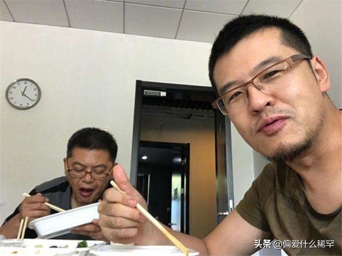楊毅籃球先鋒報（揭秘中國籃球解說界蘇群和楊毅之間的恩怨情仇）