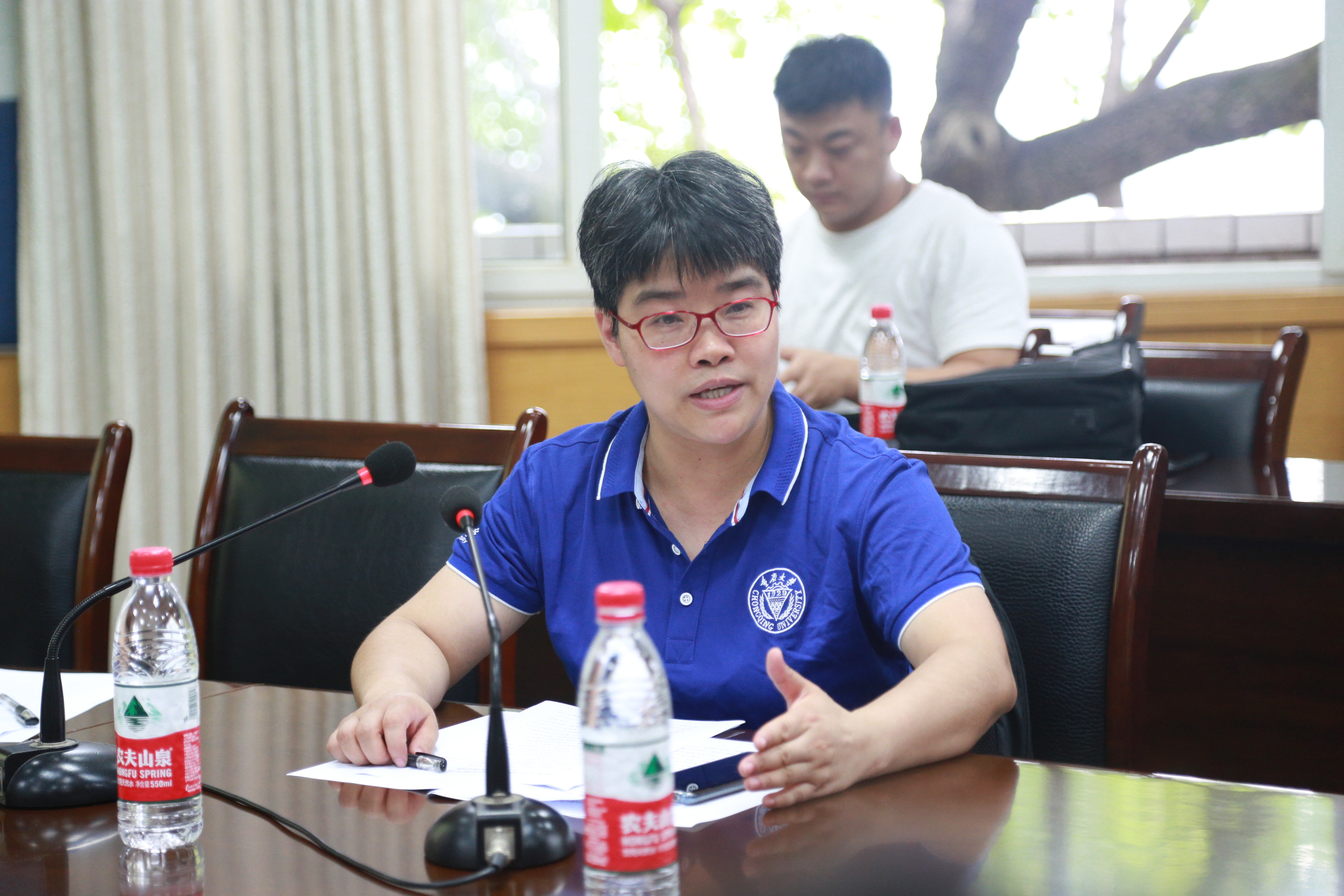 “全国最美高校辅导员”袁利：与青春对话，与学子同行