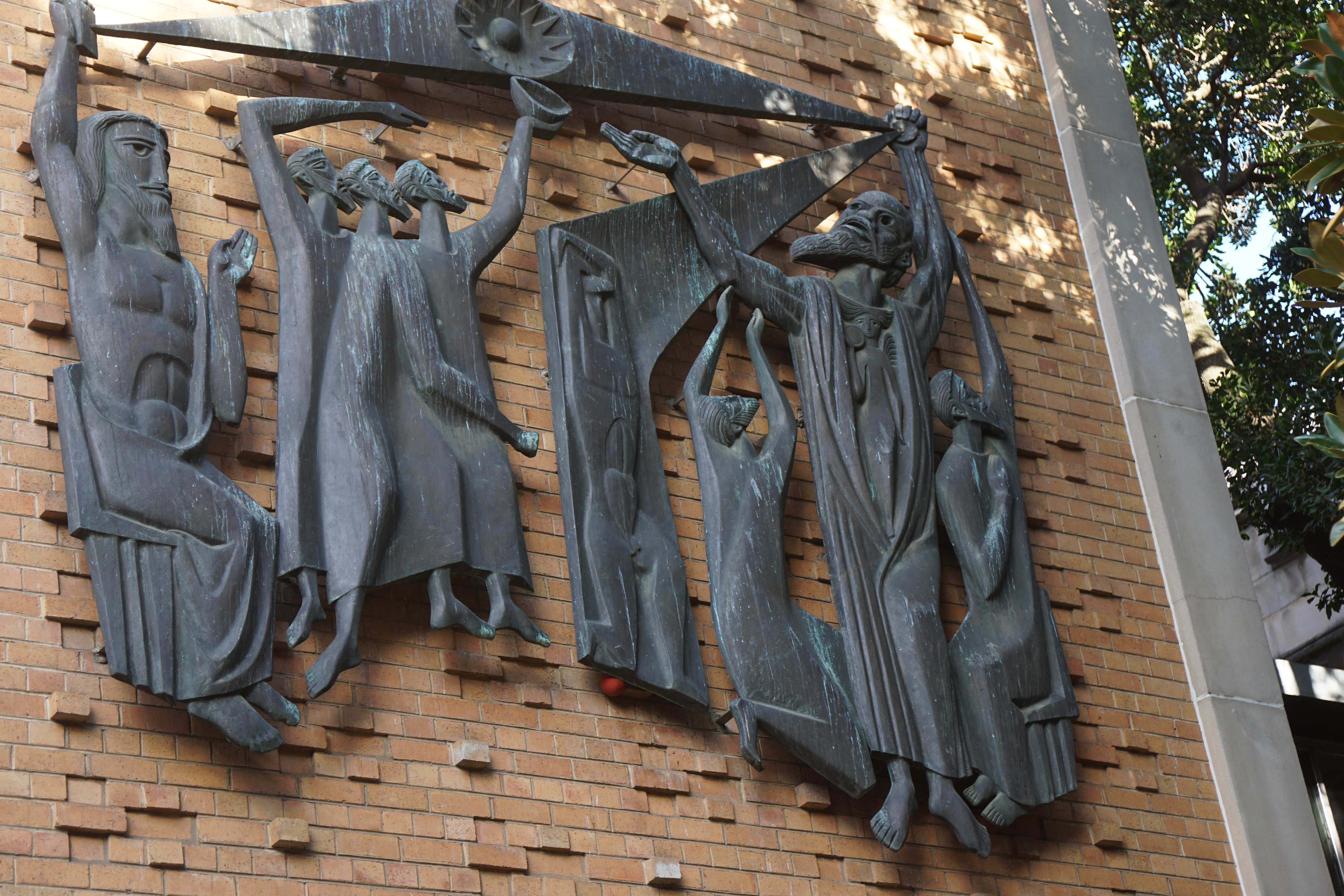 我们将在后人的 敬重中成长