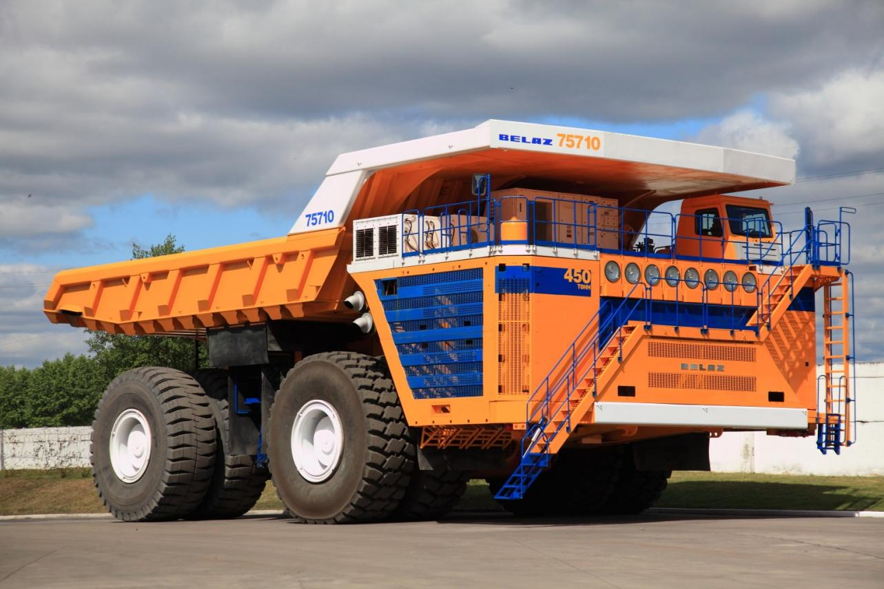 世界上最大的卡车 世界最大重型卡车图片
