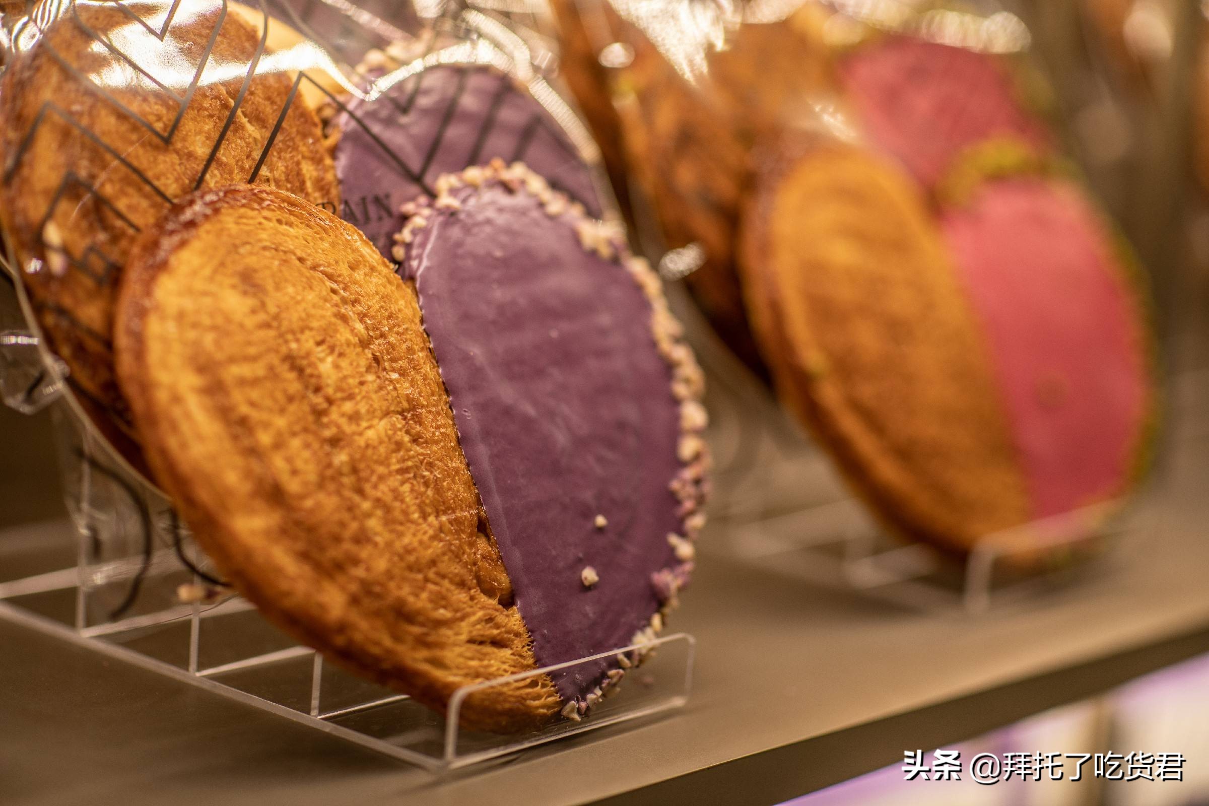 JR大神的姐妹品牌面包店开业，实现蝴蝶酥自由的一天终于来了