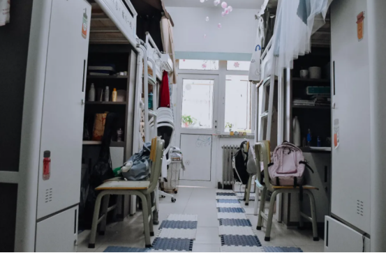 “专属”地铁线！高颜值餐厅！超“豪华”宿舍！兰州大学一次满足你！