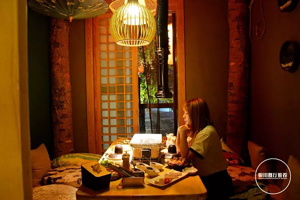 银川最美居酒屋，深藏大树下